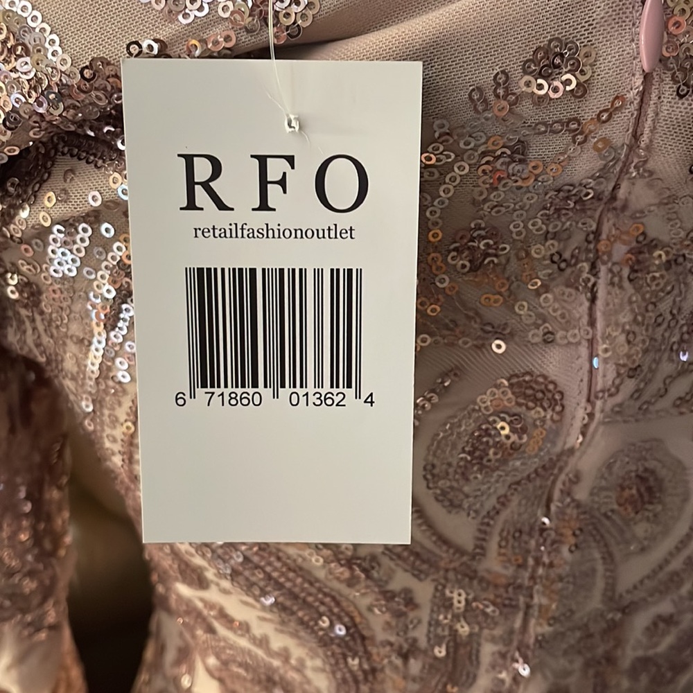 NWT Aqua Womens pale Pink Sequined Bell-Sleeve Off-Shoulder Cocktail dress (10) - Picture 8 of 13
